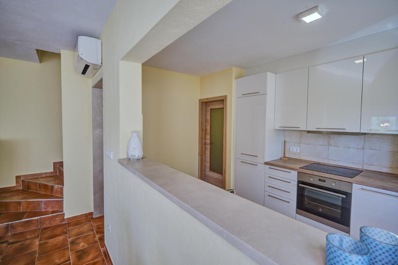 Anovi Holiday Homes By Litto Τρογκίρ Εξωτερικό φωτογραφία