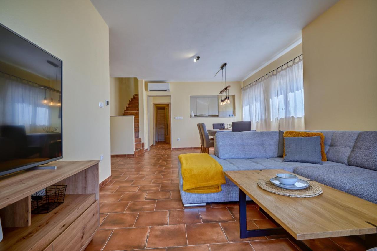 Anovi Holiday Homes By Litto Τρογκίρ Εξωτερικό φωτογραφία